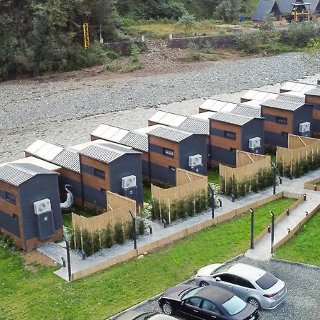 River Side Tinyhouse Hotel