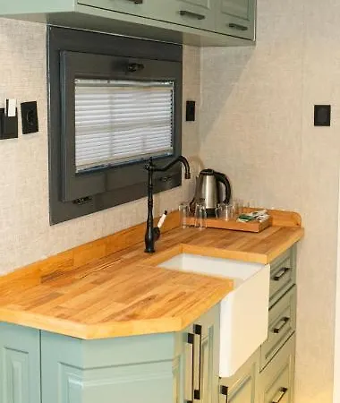 River Side Tinyhouse